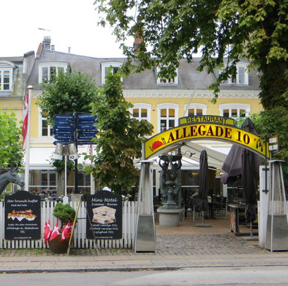 allegade 10